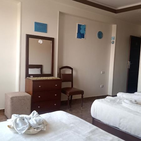 Isis Guest House Nazlet el-Sîsi Exterior foto