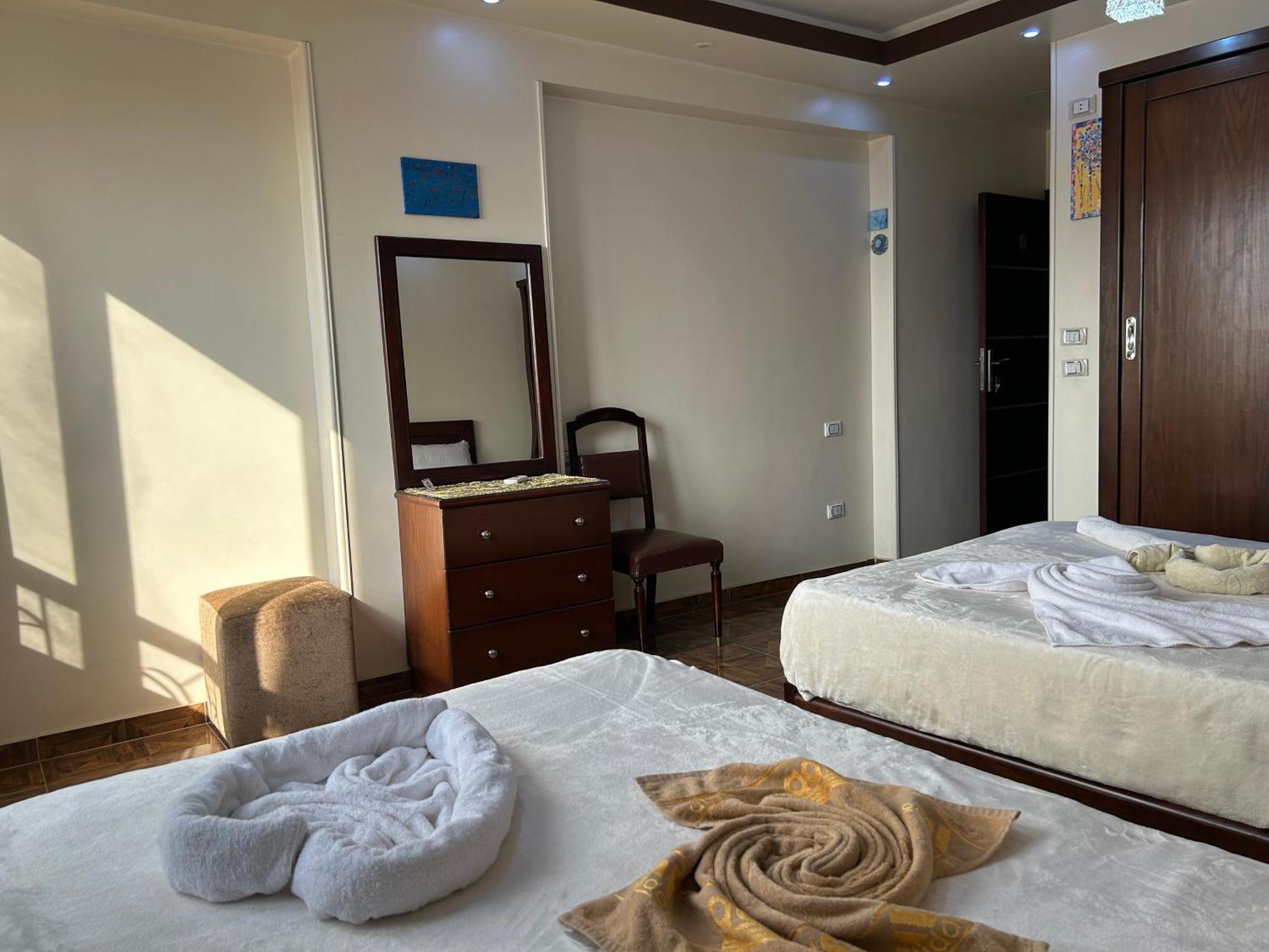 Isis Guest House Nazlet el-Sîsi Exterior foto